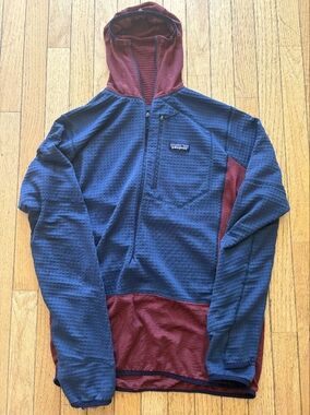Patagonia Mens Full Zip R1 Fleece - Large
